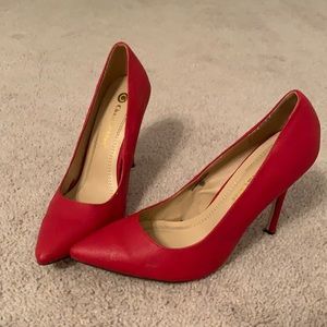 👠 Chase & Chloe Heels Size 8.5 👠
